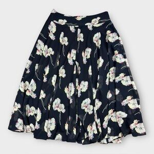 Ann Taylor Navy Blue Floral Chiffon‎ Maxi Skirt Size 4 Pleated Flowy Poppy Print